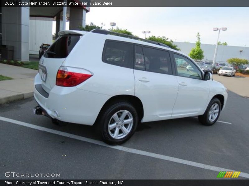 Blizzard White Pearl / Sand Beige 2010 Toyota Highlander