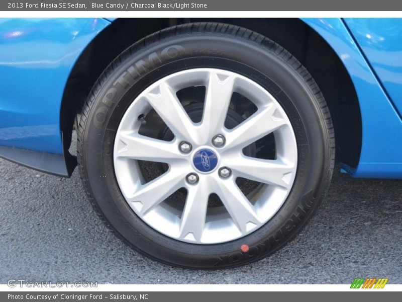 Blue Candy / Charcoal Black/Light Stone 2013 Ford Fiesta SE Sedan