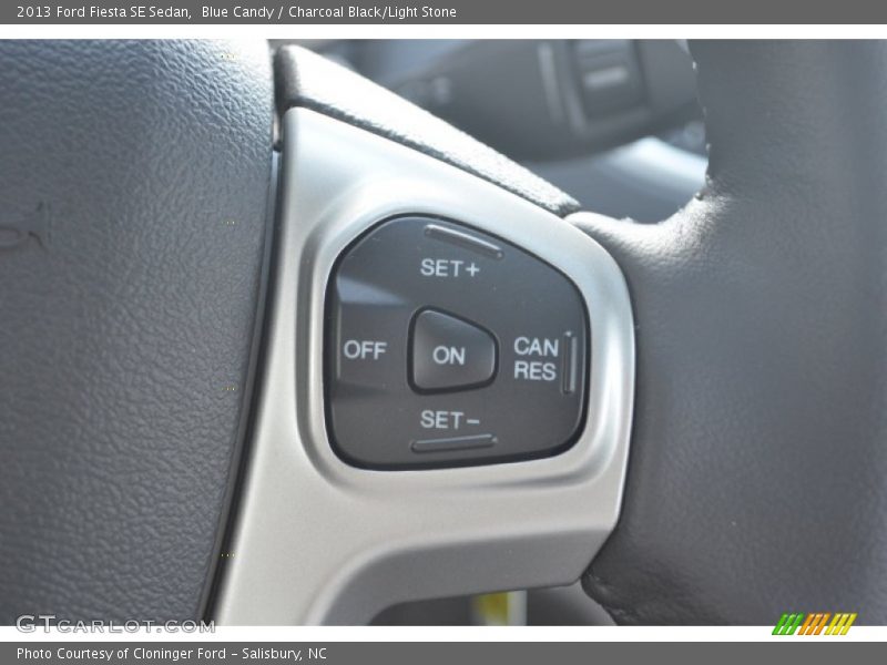 Blue Candy / Charcoal Black/Light Stone 2013 Ford Fiesta SE Sedan