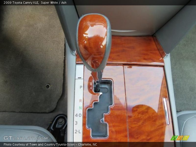  2009 Camry XLE 5 Speed Automatic Shifter