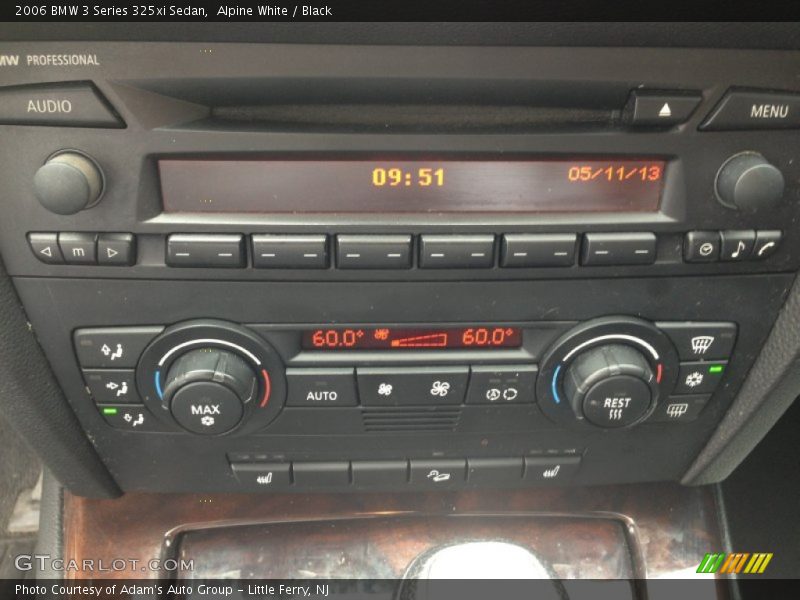 Alpine White / Black 2006 BMW 3 Series 325xi Sedan