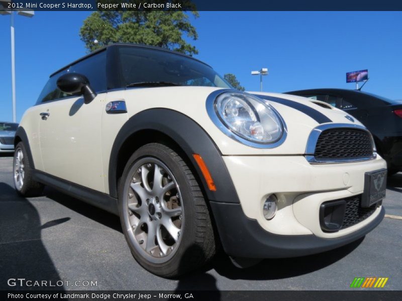 Pepper White / Carbon Black 2012 Mini Cooper S Hardtop