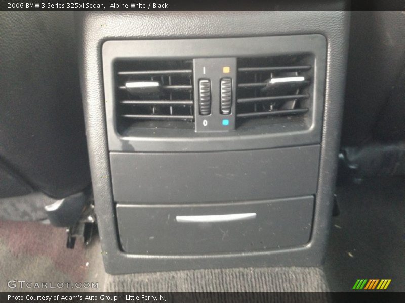 Alpine White / Black 2006 BMW 3 Series 325xi Sedan