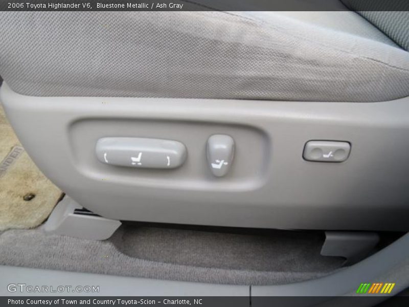 Bluestone Metallic / Ash Gray 2006 Toyota Highlander V6
