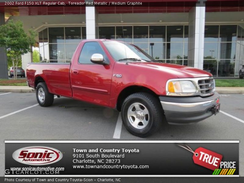 Toreador Red Metallic / Medium Graphite 2002 Ford F150 XLT Regular Cab