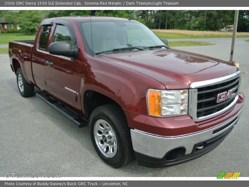 Front 3/4 View of 2009 Sierra 1500 SLE Extended Cab