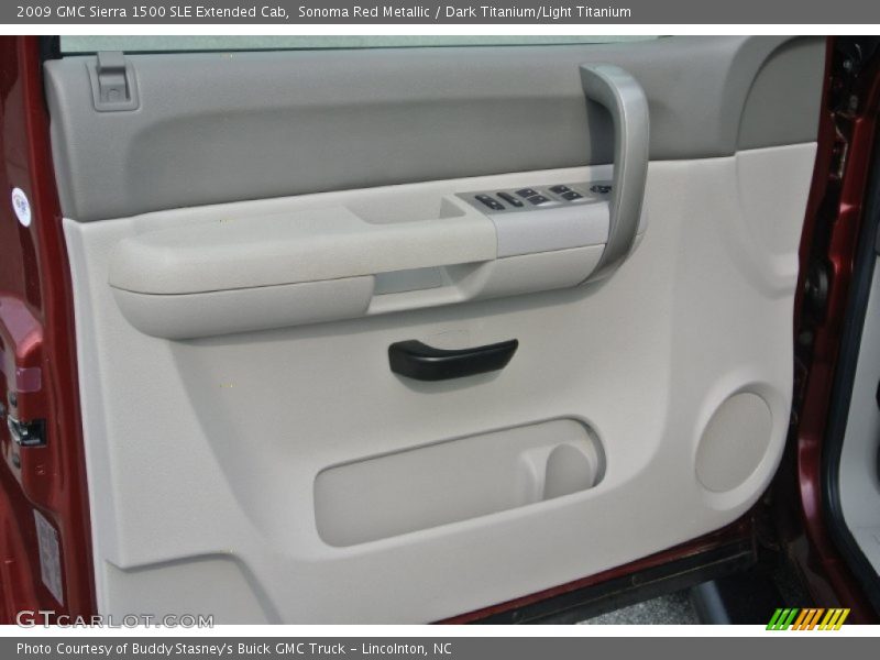 Door Panel of 2009 Sierra 1500 SLE Extended Cab