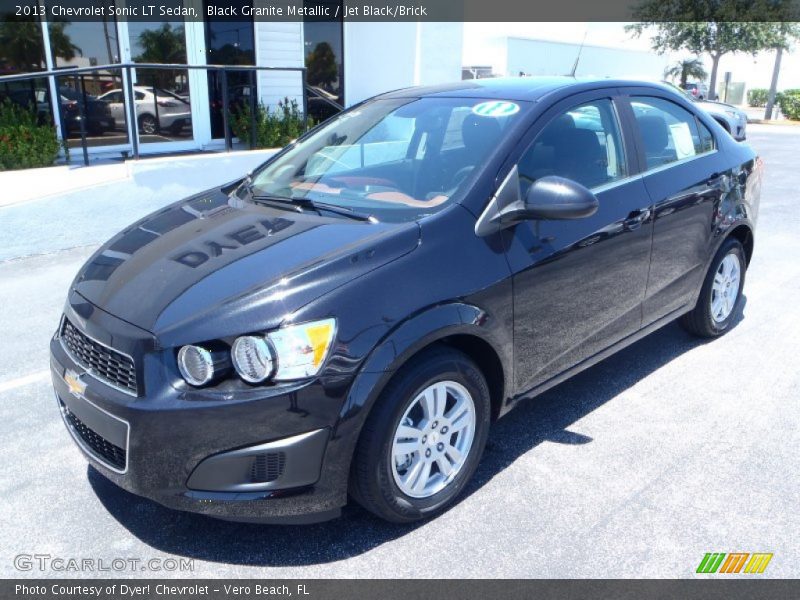 Front 3/4 View of 2013 Sonic LT Sedan