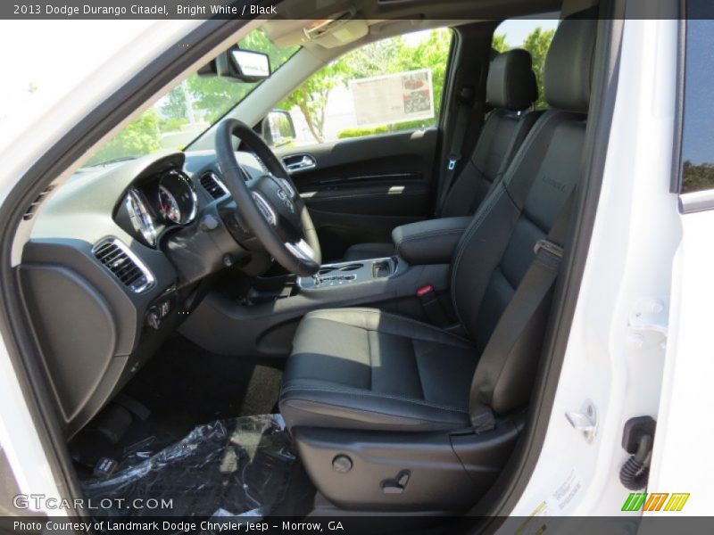 Bright White / Black 2013 Dodge Durango Citadel
