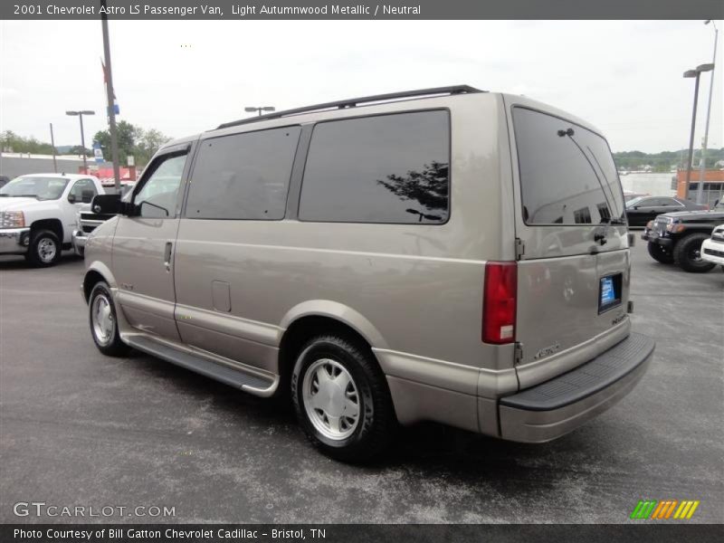 Light Autumnwood Metallic / Neutral 2001 Chevrolet Astro LS Passenger Van