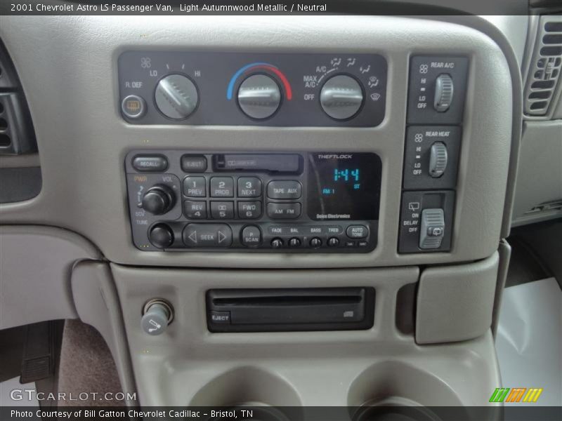 Controls of 2001 Astro LS Passenger Van
