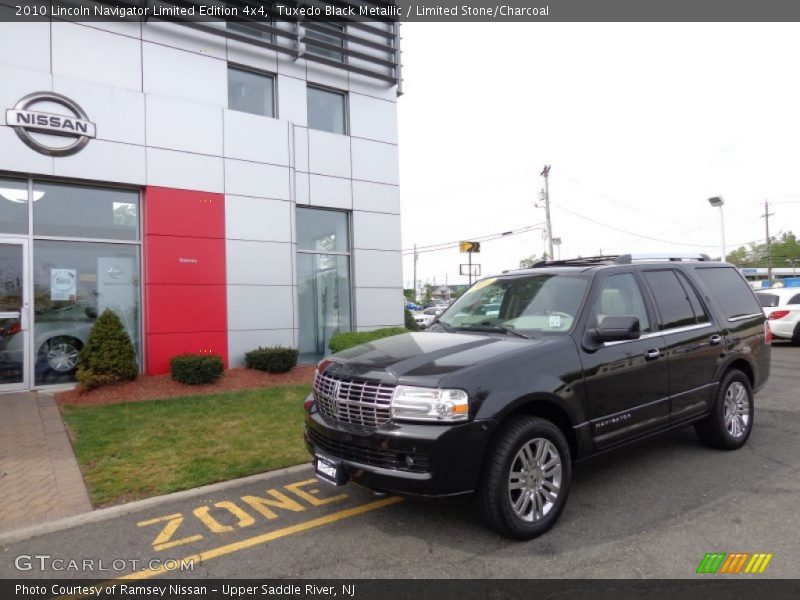 Tuxedo Black Metallic / Limited Stone/Charcoal 2010 Lincoln Navigator Limited Edition 4x4