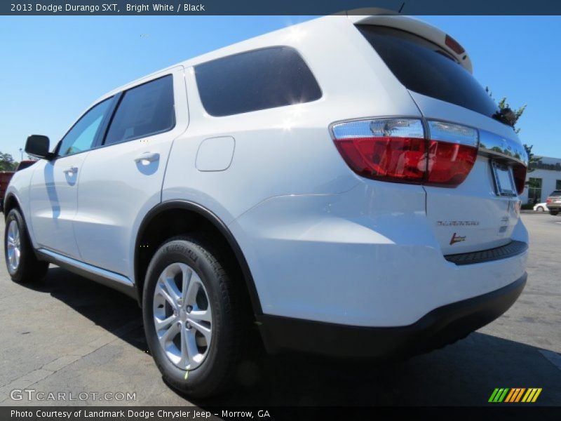 Bright White / Black 2013 Dodge Durango SXT