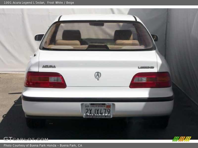 Frost White / Beige 1991 Acura Legend L Sedan