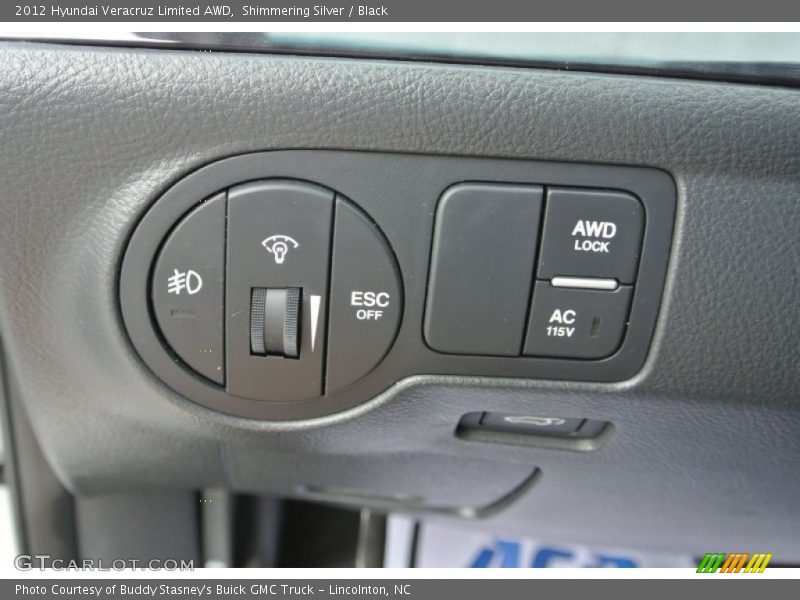 Shimmering Silver / Black 2012 Hyundai Veracruz Limited AWD