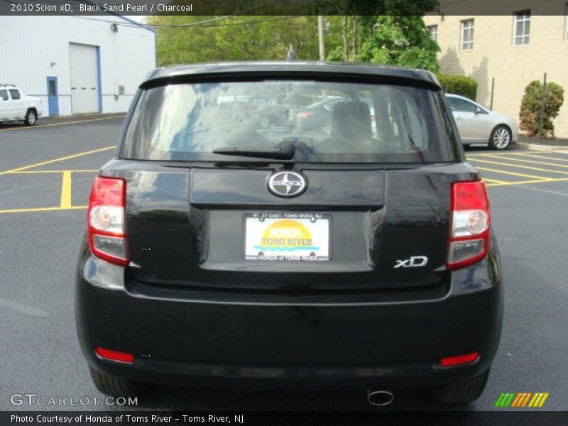 Black Sand Pearl / Charcoal 2010 Scion xD