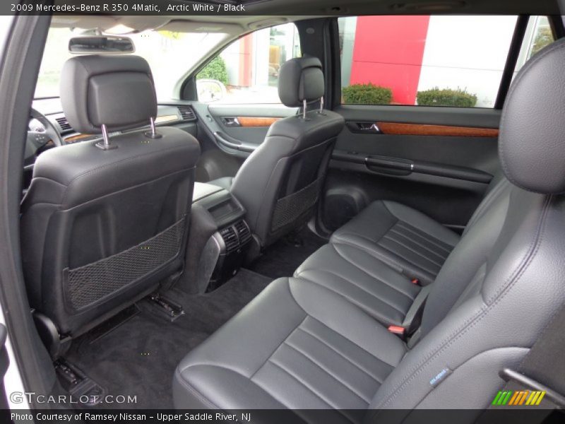 Arctic White / Black 2009 Mercedes-Benz R 350 4Matic