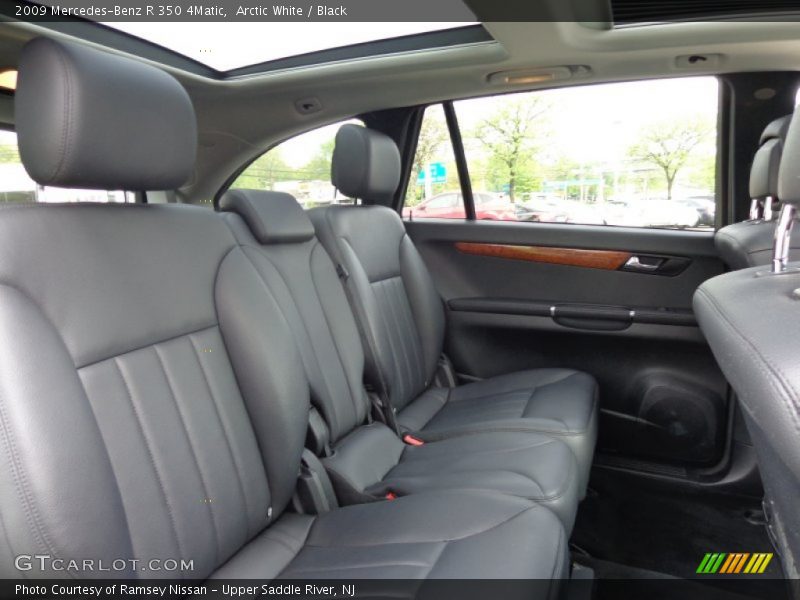 Arctic White / Black 2009 Mercedes-Benz R 350 4Matic