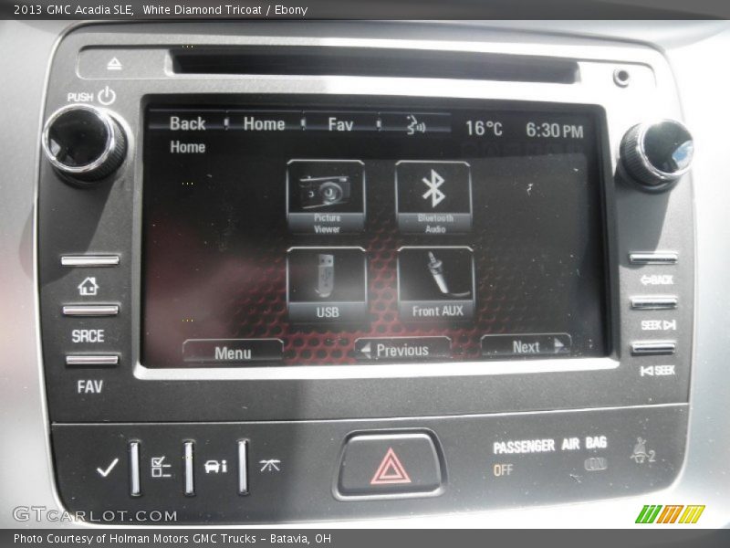 White Diamond Tricoat / Ebony 2013 GMC Acadia SLE