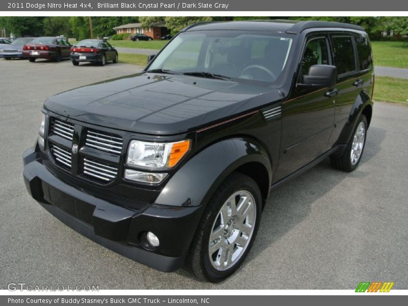 Front 3/4 View of 2011 Nitro Heat 4x4