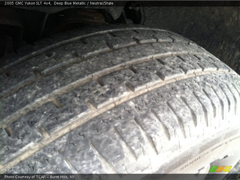 Deep Blue Metallic / Neutral/Shale 2005 GMC Yukon SLT 4x4