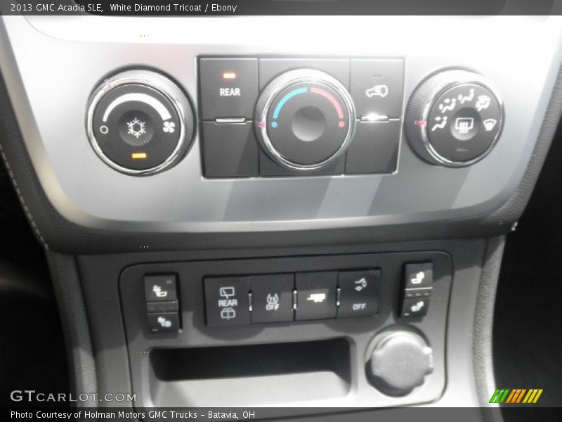 White Diamond Tricoat / Ebony 2013 GMC Acadia SLE