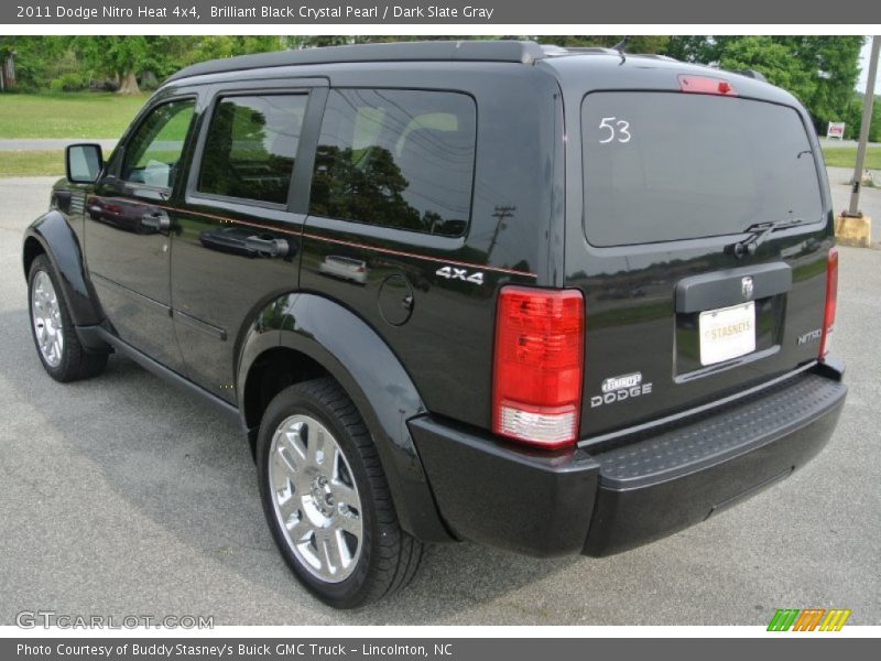 Brilliant Black Crystal Pearl / Dark Slate Gray 2011 Dodge Nitro Heat 4x4