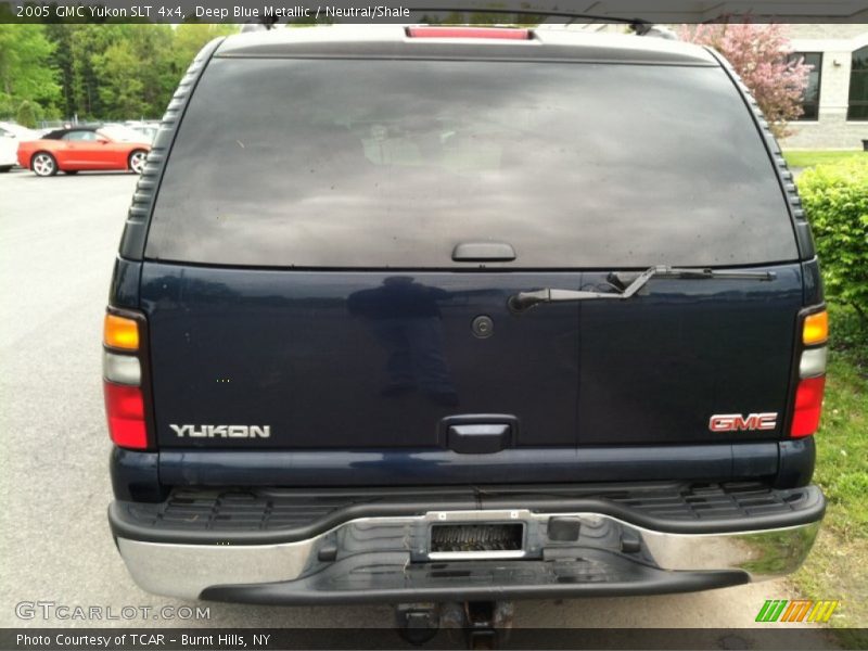 Deep Blue Metallic / Neutral/Shale 2005 GMC Yukon SLT 4x4