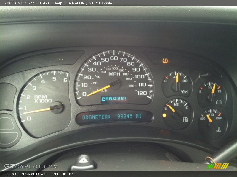 Deep Blue Metallic / Neutral/Shale 2005 GMC Yukon SLT 4x4