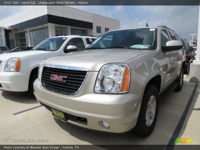 Champagne Silver Metallic / Ebony 2013 GMC Yukon SLE