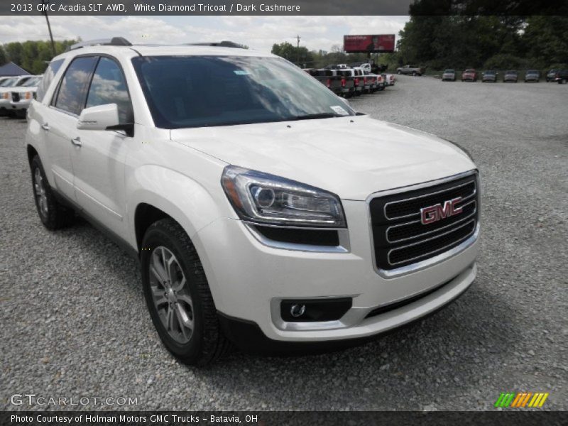 Front 3/4 View of 2013 Acadia SLT AWD