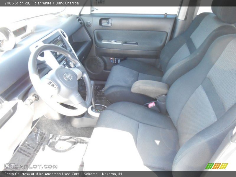 Polar White / Dark Charcoal 2006 Scion xB