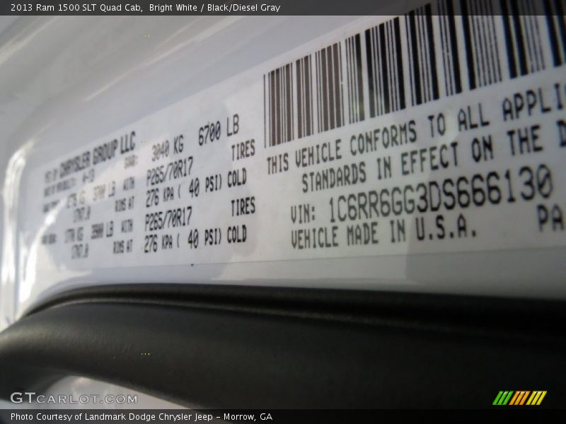 Bright White / Black/Diesel Gray 2013 Ram 1500 SLT Quad Cab