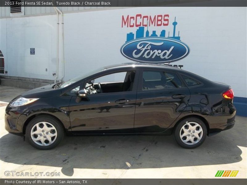 Tuxedo Black / Charcoal Black 2013 Ford Fiesta SE Sedan