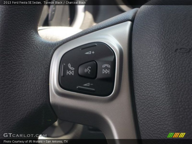Tuxedo Black / Charcoal Black 2013 Ford Fiesta SE Sedan