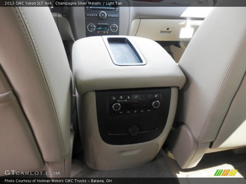 Champagne Silver Metallic / Light Tan 2013 GMC Yukon SLT 4x4
