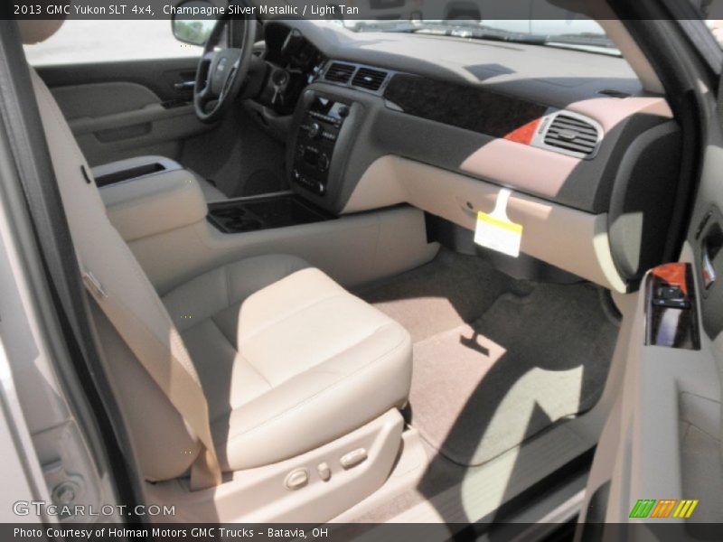 Champagne Silver Metallic / Light Tan 2013 GMC Yukon SLT 4x4