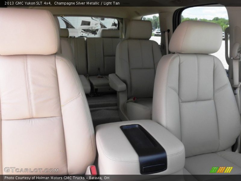 Champagne Silver Metallic / Light Tan 2013 GMC Yukon SLT 4x4