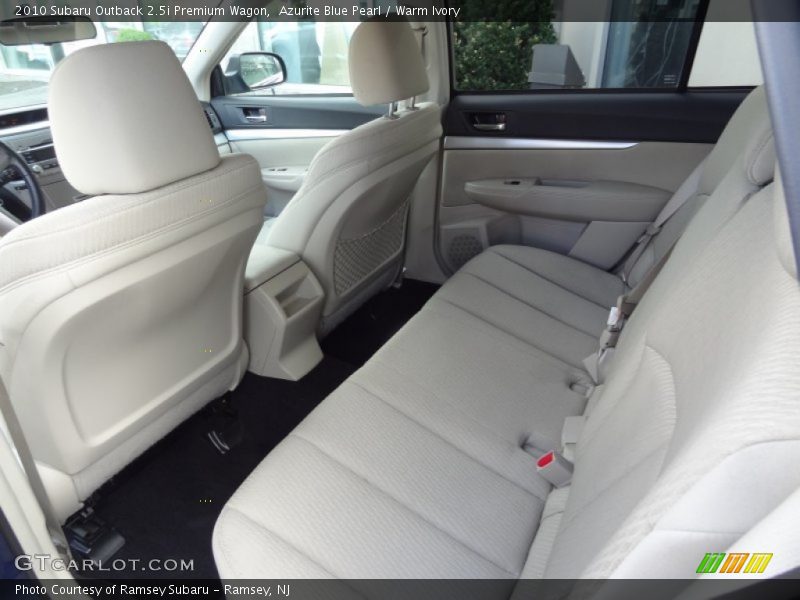 Rear Seat of 2010 Outback 2.5i Premium Wagon
