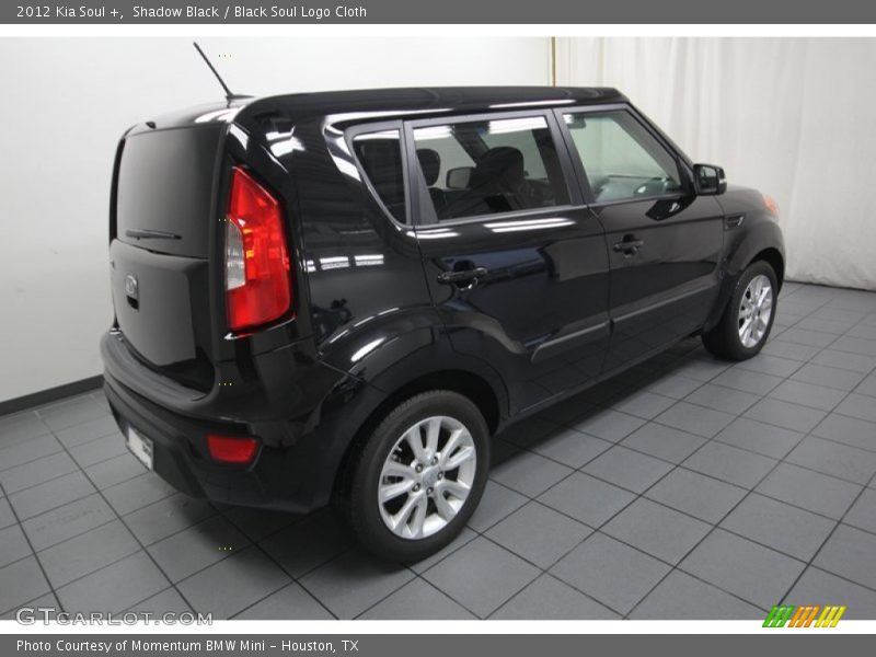 Shadow Black / Black Soul Logo Cloth 2012 Kia Soul +