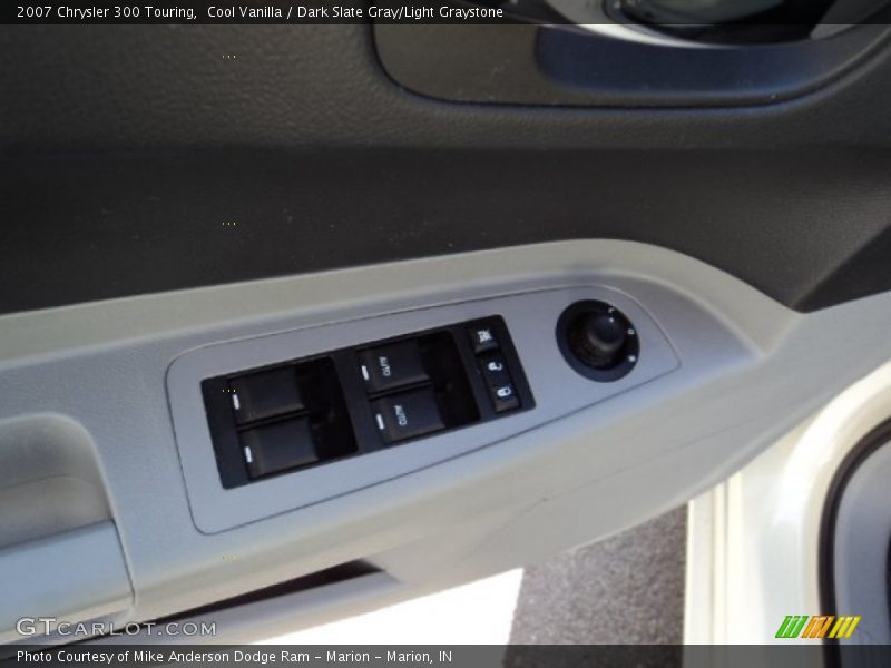 Cool Vanilla / Dark Slate Gray/Light Graystone 2007 Chrysler 300 Touring