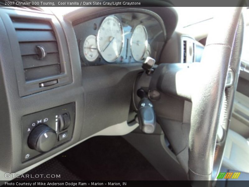Cool Vanilla / Dark Slate Gray/Light Graystone 2007 Chrysler 300 Touring