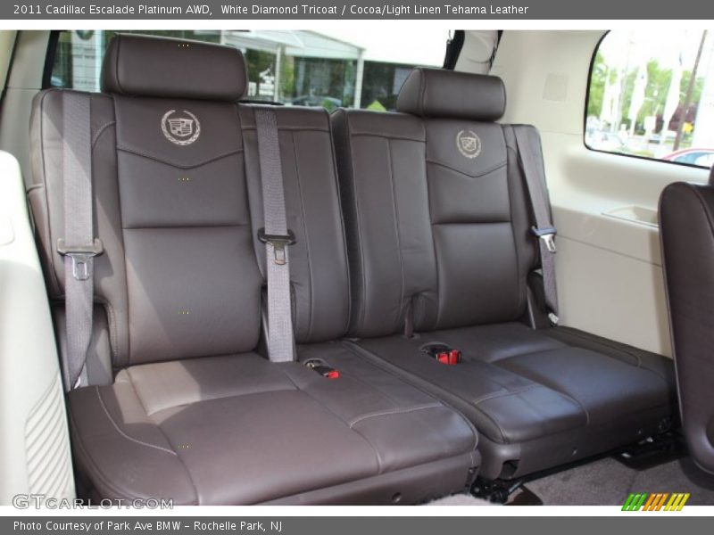 White Diamond Tricoat / Cocoa/Light Linen Tehama Leather 2011 Cadillac Escalade Platinum AWD