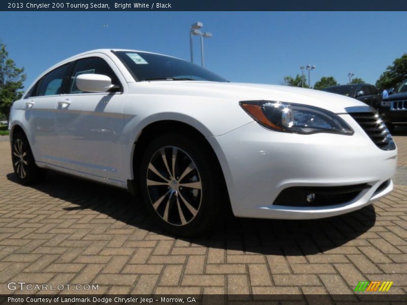 Bright White / Black 2013 Chrysler 200 Touring Sedan