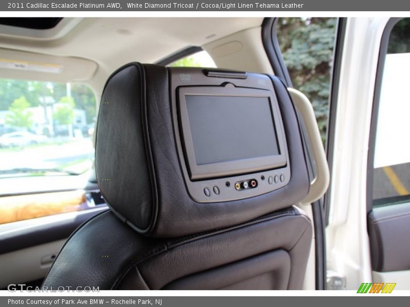 White Diamond Tricoat / Cocoa/Light Linen Tehama Leather 2011 Cadillac Escalade Platinum AWD