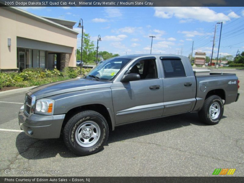 Mineral Gray Metallic / Medium Slate Gray 2005 Dodge Dakota SLT Quad Cab 4x4