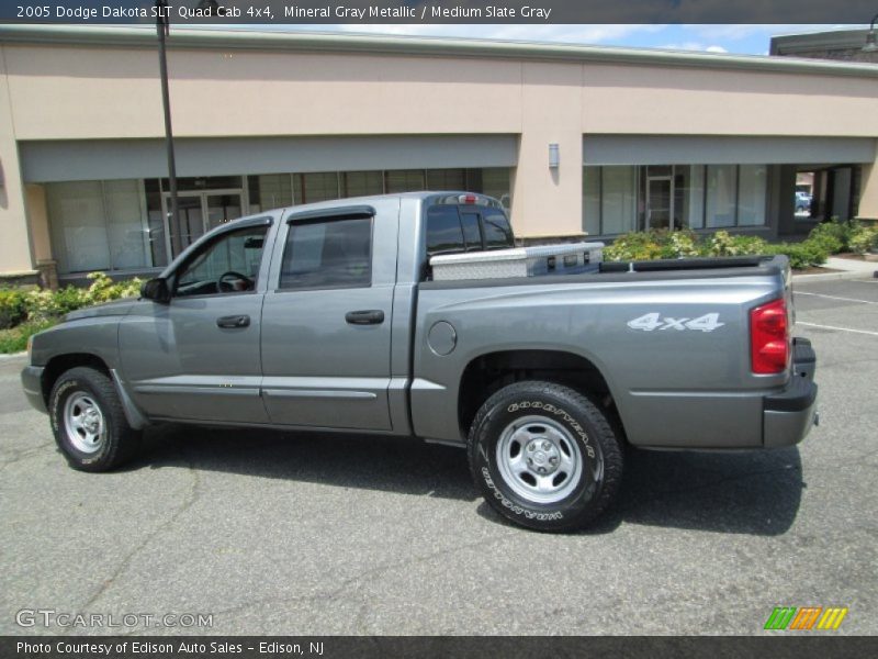Mineral Gray Metallic / Medium Slate Gray 2005 Dodge Dakota SLT Quad Cab 4x4