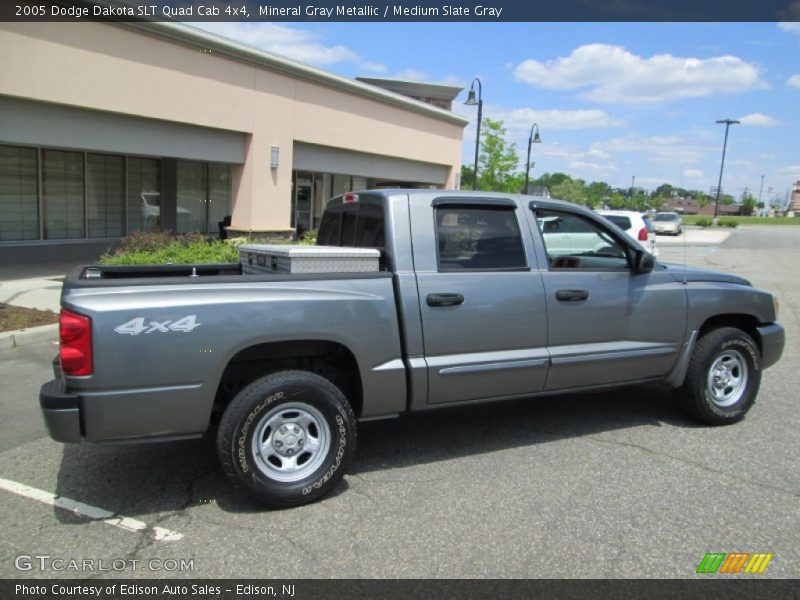 Mineral Gray Metallic / Medium Slate Gray 2005 Dodge Dakota SLT Quad Cab 4x4