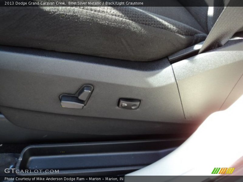 Billet Silver Metallic / Black/Light Graystone 2013 Dodge Grand Caravan Crew