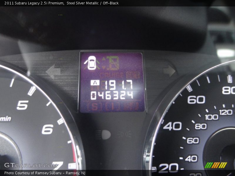 Steel Silver Metallic / Off-Black 2011 Subaru Legacy 2.5i Premium